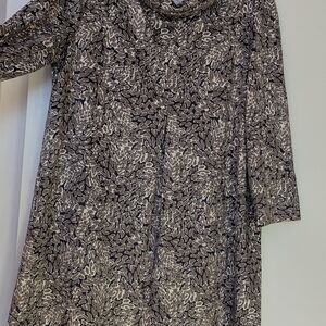 Elegant Black and Gray Patterned Dress